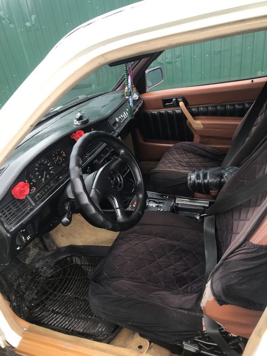Продам мерседес 190’