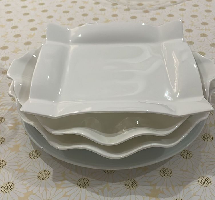 Посуда, чайный сервиз и тарелки  б/у