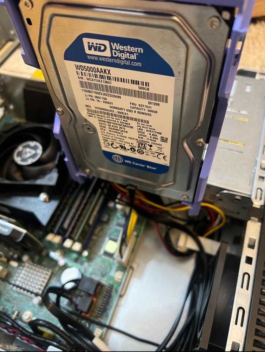 PC SFF Lenovo ThinkCentre i5, 16gb ram, gpu 2gb