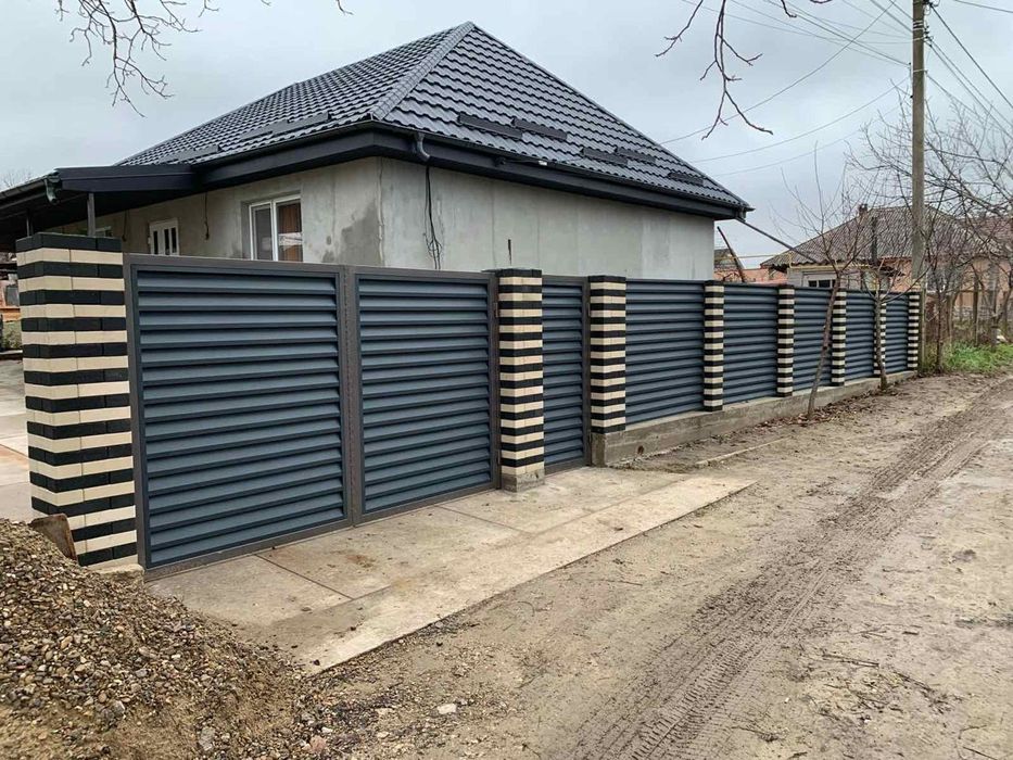 Executam garduri și porți la comanda