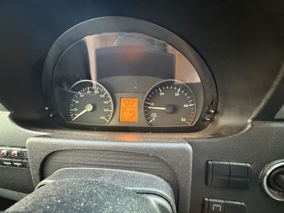 Sprinter 9 locuri,automat,180000km