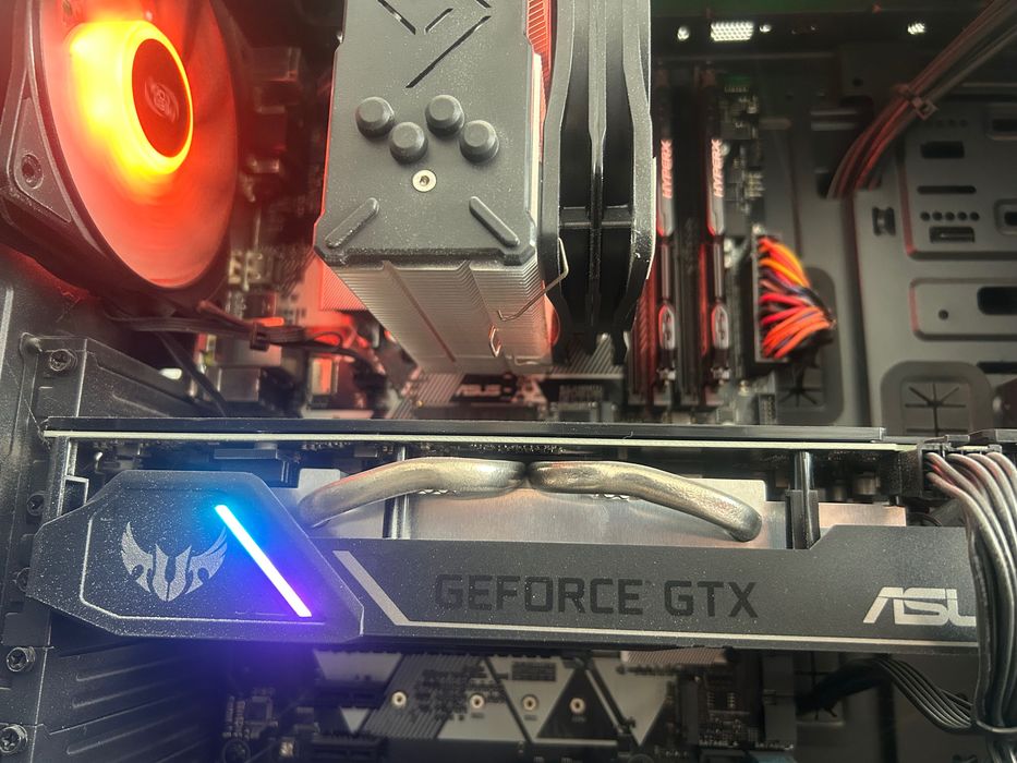 pc desktop Asus + monitor Samsung 29“