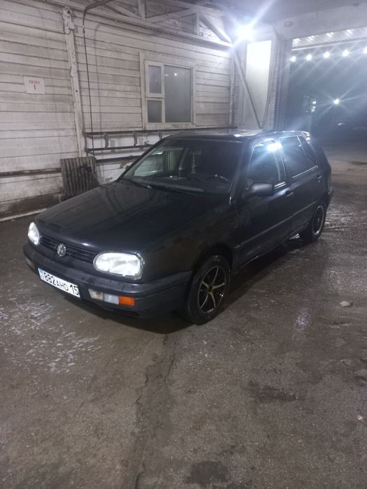 Продам хороший гольф 3 1.6
