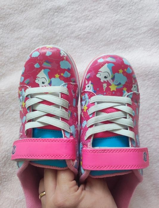 Adidasi cu roti Heelys masura 33 (20 cm talpa interioara)