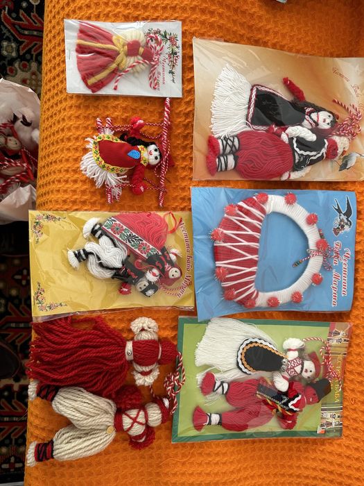 Мартеници - всякакви видиве