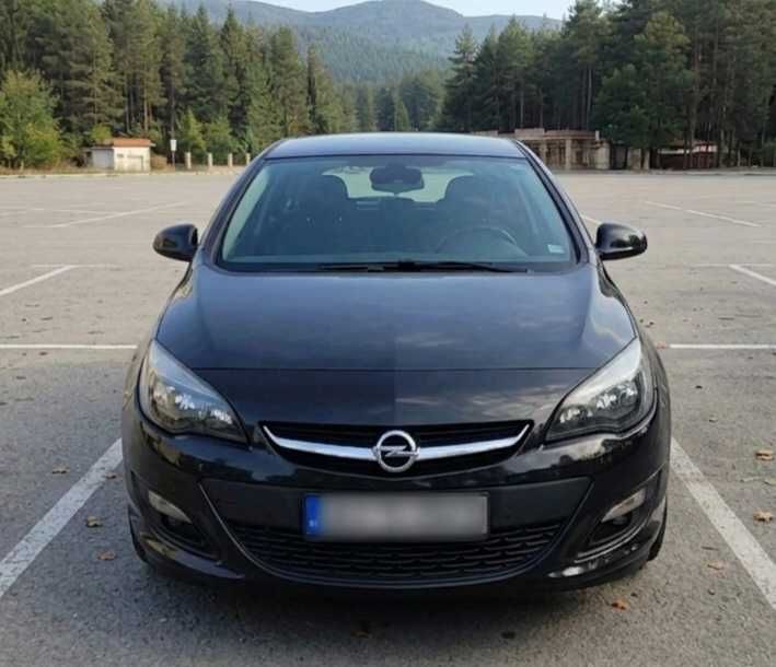 2012 Opel Astra J 1.4 Turbo 140hp ФАБРИЧНА ГАЗ - 12 900 лв (€6600)