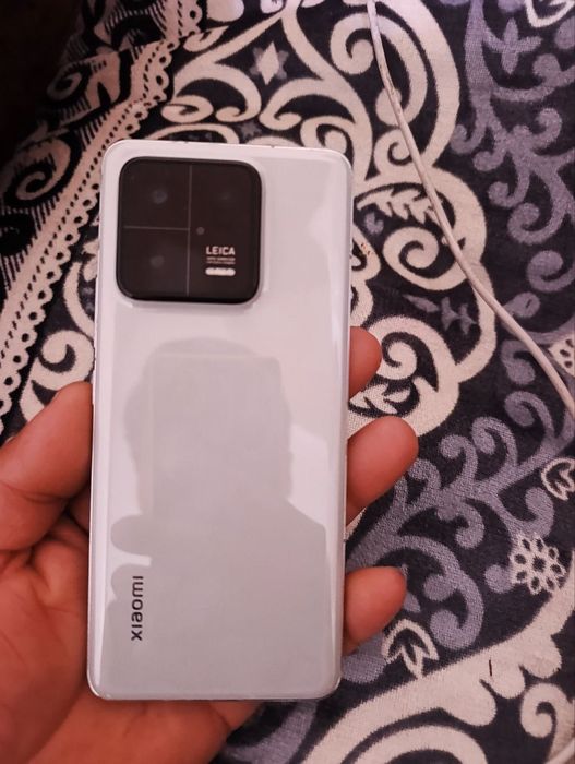 Xiaomi 13pro 12+12rom 512 gb ideal