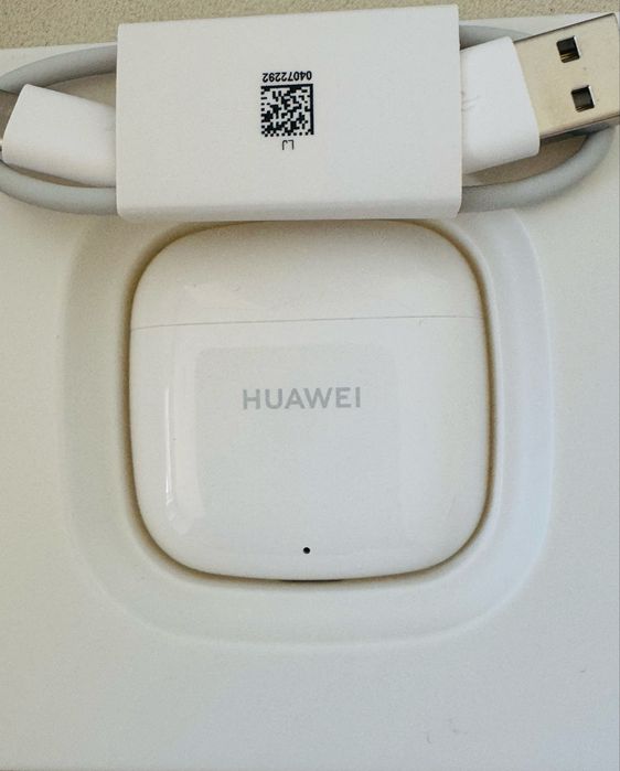 Продам наушники новые