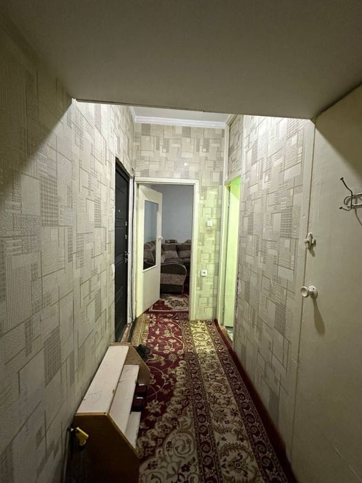 Мирабадский р-н Куйлюк массив 2 2/1/4 50м2 балкон 1.5х6 разделька