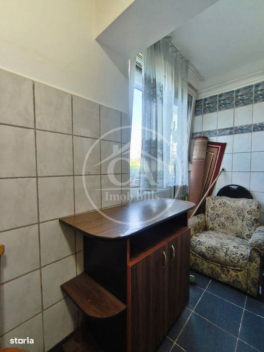 Apartament de vânzare cu 1 camere în zona Rogerius, Oradea