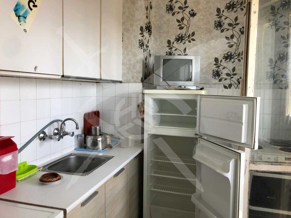 Дава се под наем Двустаен апартамент в Варна, Владислав Варненчик - 50 кв.м за 275 € - Снимка #1