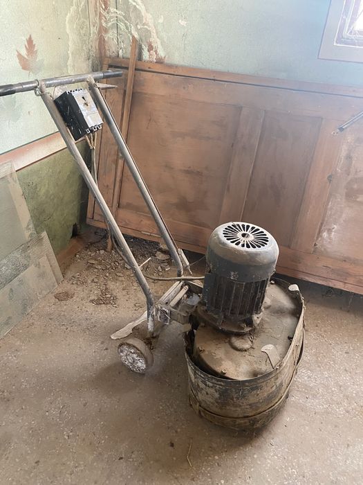 Мозаично шлифовальная машина