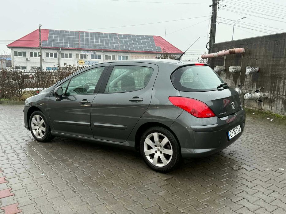 Peugeot 308 – 1.6 HDi Premium Pack Aut – Automată, Sport