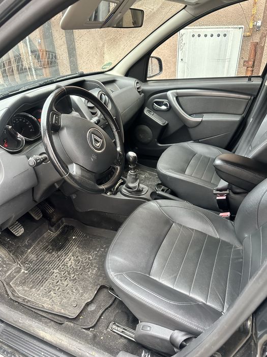 Dacia Duster  2017 -1.2 TCe benzina/ 109.000km / full  SCHIMB  CU LOGAN DUPA 2019