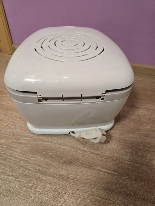 Продавам фритюрник Fagor 2,5 литра