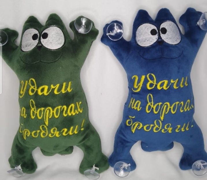 Кот Саймон на присосках