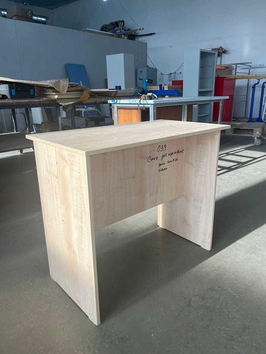 Стол для переговоров (Клён)