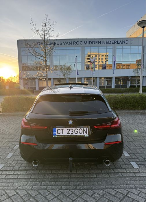 BMW 120d 2022 automata / 190 cp / Faruri Full LED / Trapa / Apple CarPlay / Tva Inclus / Posibilitate de finantare