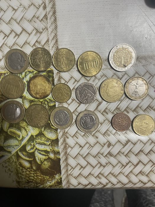 Monezi vechi și străine