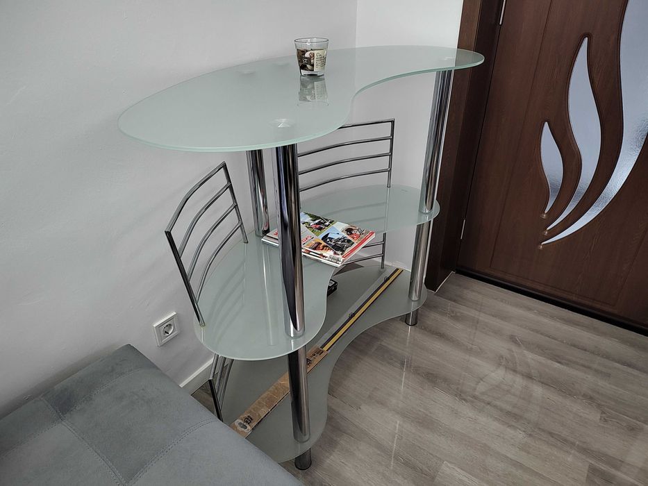 Bar (din sticla) de sufragerie