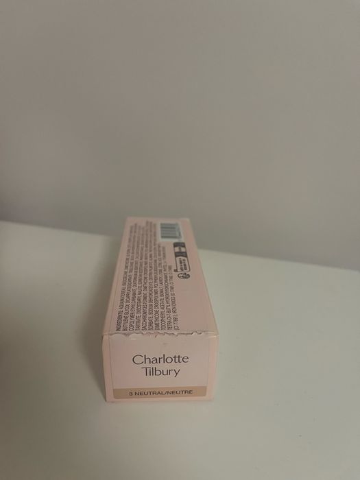 Фон Дьо Тен Charlotte Tilbury