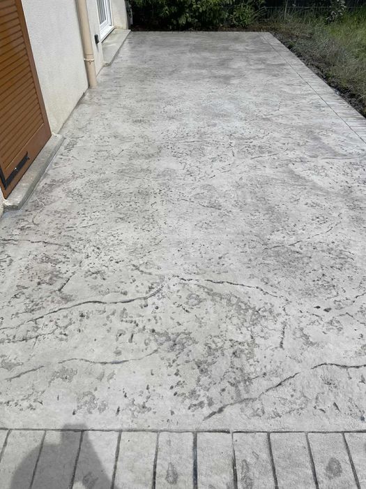 Beton Amprentat - turnare, montaj și întreținere