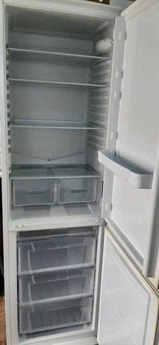 Холодильник Индезит б/у