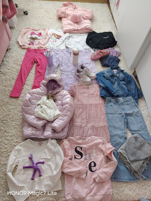 Lot hainute fetita 7-8 ani