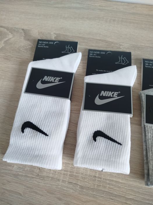 Șase perechi de șosete Nike unisex mărime universală