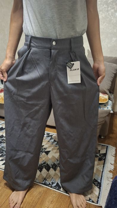 Продам моднячие штаны для подростка