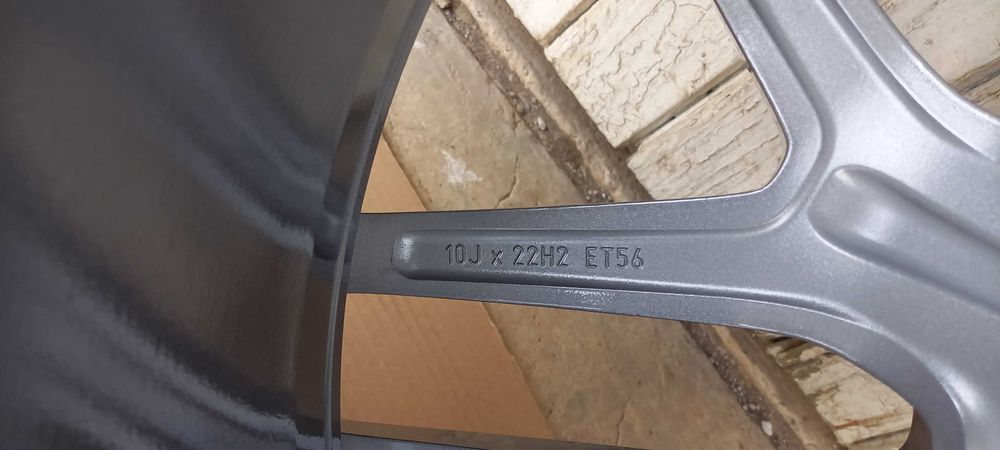 Гума YOKOHAMA ADVAN SPORT 285 40 ZR22  джанта AMG G63  22"