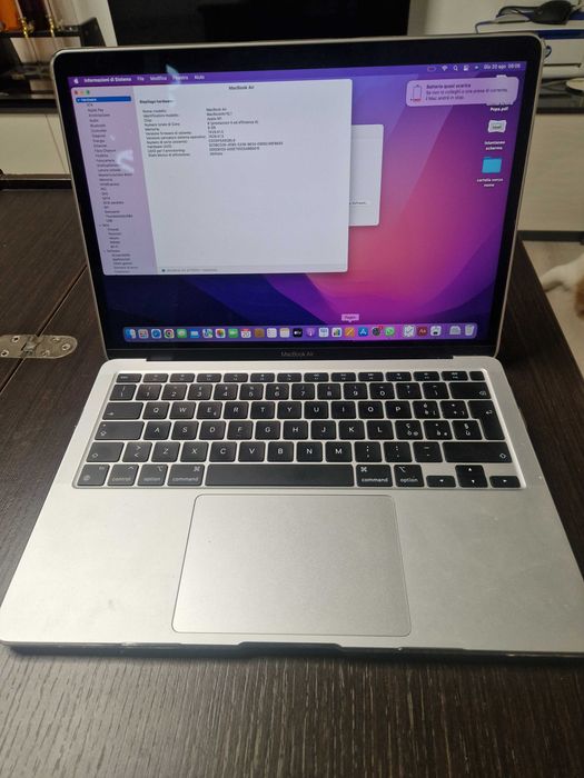 Mac book M1 2020