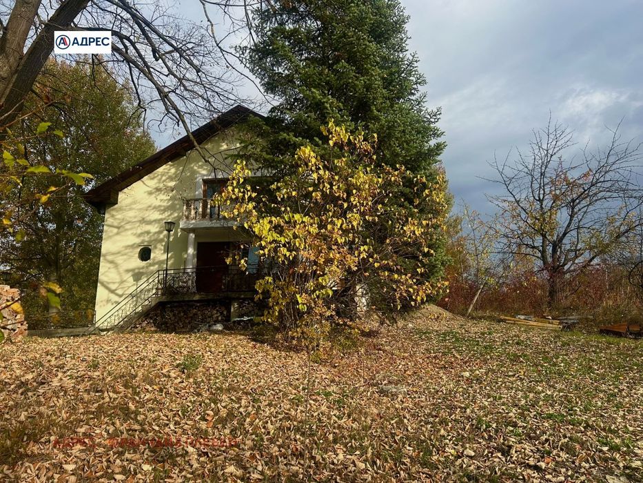 Продава се Къща в Враца, Студентски град - 200 кв.м за 767 €/кв.м - Снимка #1