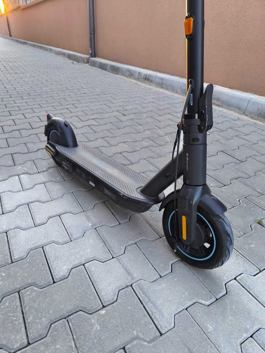 Електрическа тротинетка Ninebot