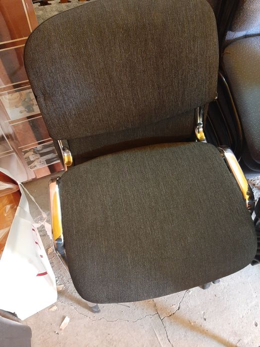 Продам столы, стулья