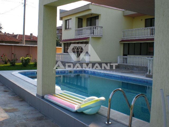 Продава се Къща в София, Връбница 1 - 630 кв.м за 1340 €/кв.м - Снимка #9