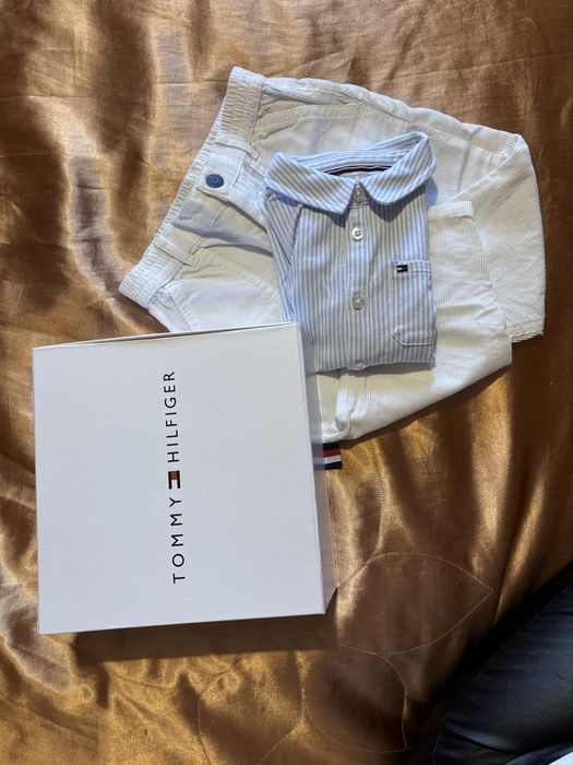 Комплек Tommy Hilfiger