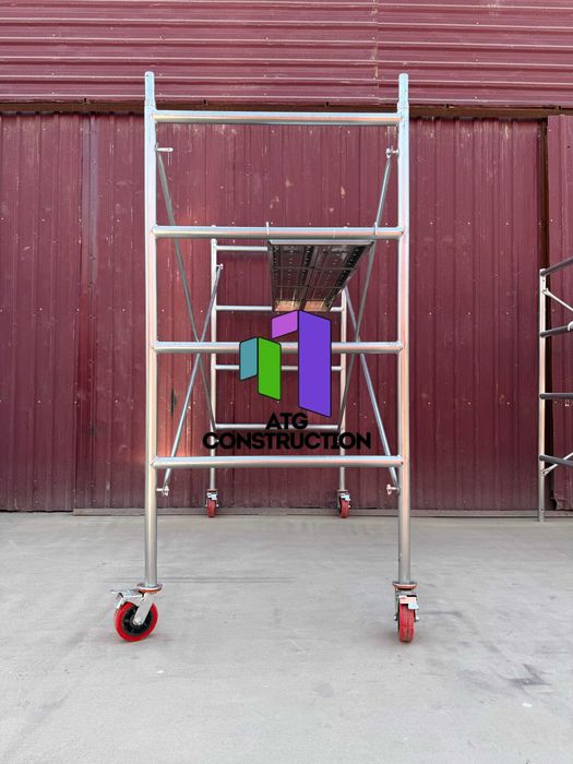 Леса строительные с настилом и колесами с тормозом, оцинкованные Китай