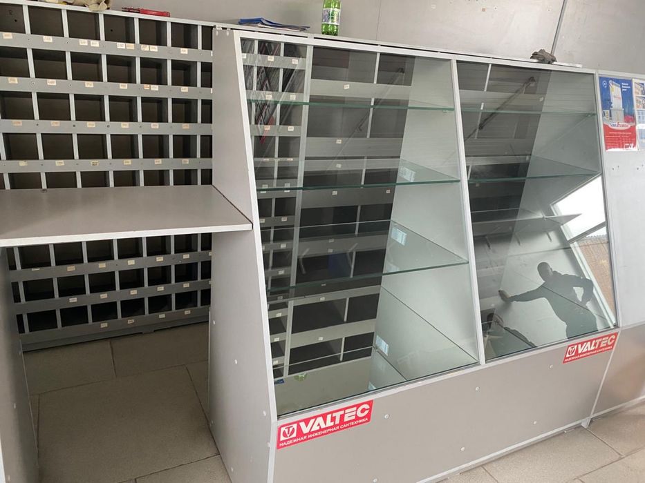 Продам витрины …