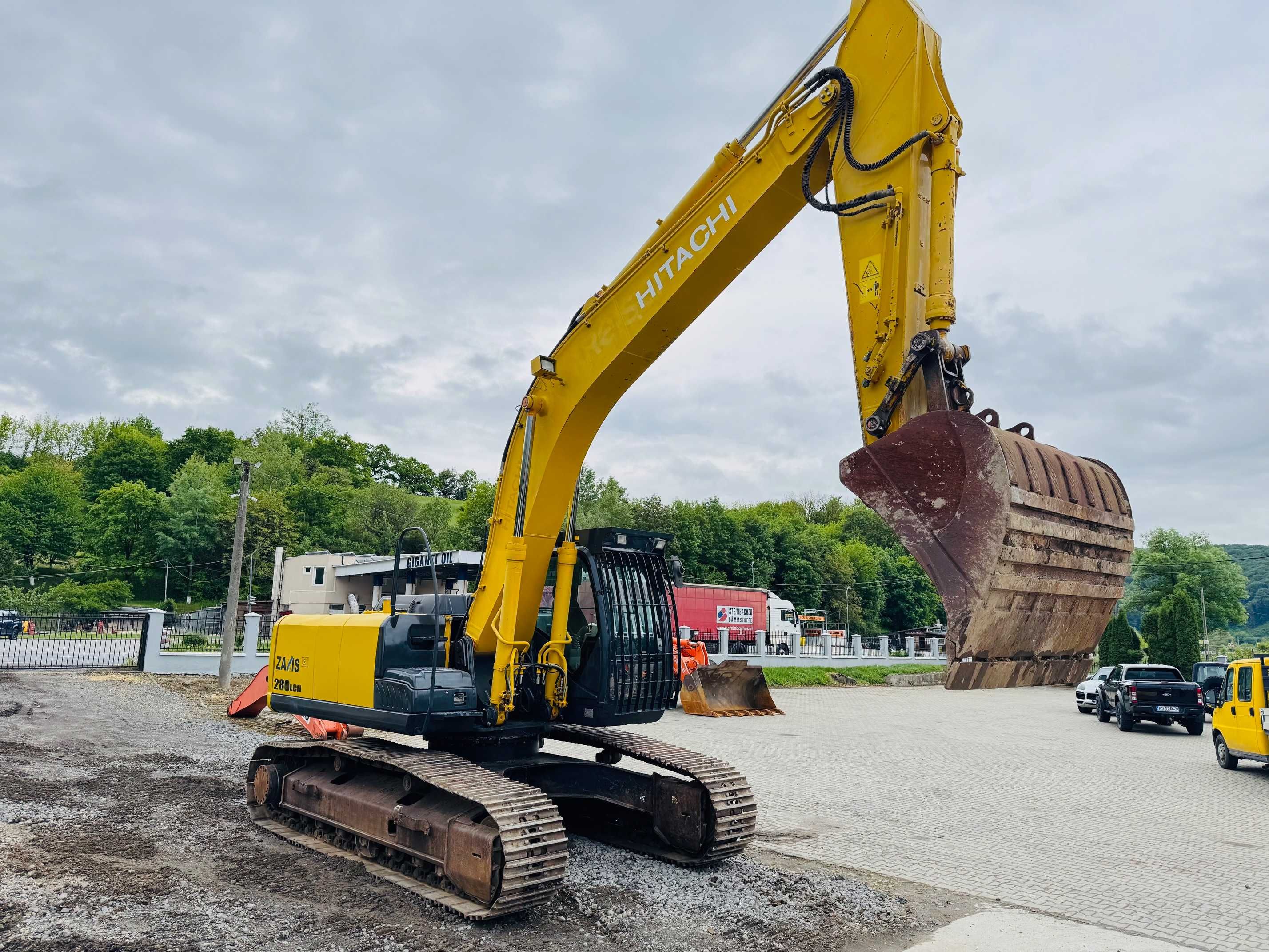 Excavator pe senile Hitachi ZX 280 LCN, an 2006, 30 t, cupa