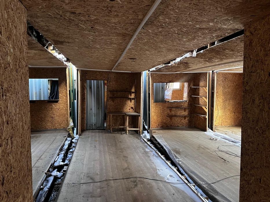 Продаётся утеплённые контейнеры