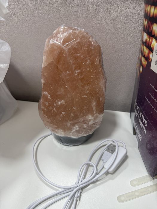 Солевая лампа лампа внутри