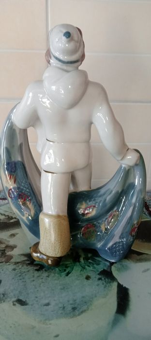 Продам статуэтки