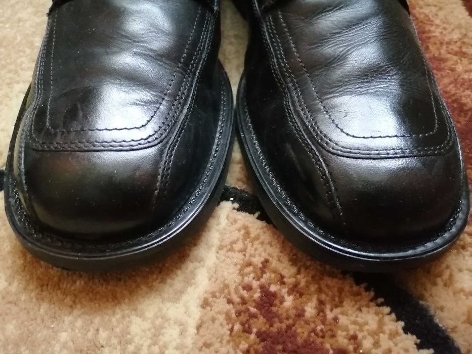 Vand pantofi din piele naturala,"COBAGO" Nr.44.