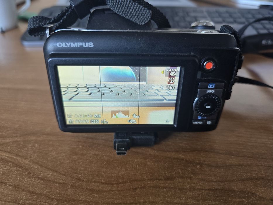 Aparat foto Olympus SP-800UZ