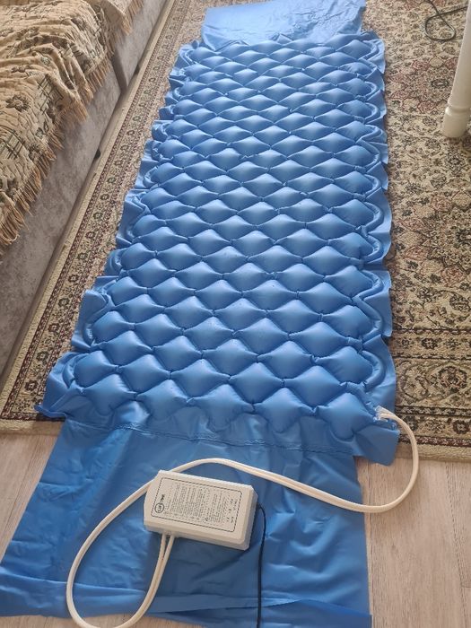 Противопролежневый матрас с компрессором-для ухода за лежачим больным