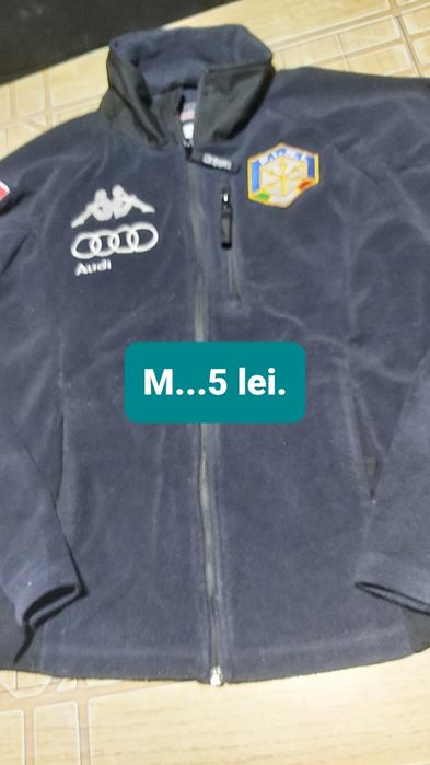Costum bărbătesc nou.