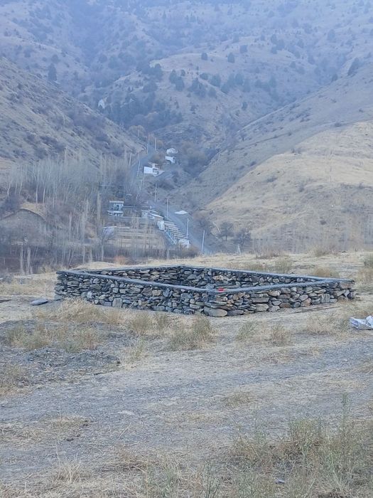 Ochiq er maydoni sotilmoqda