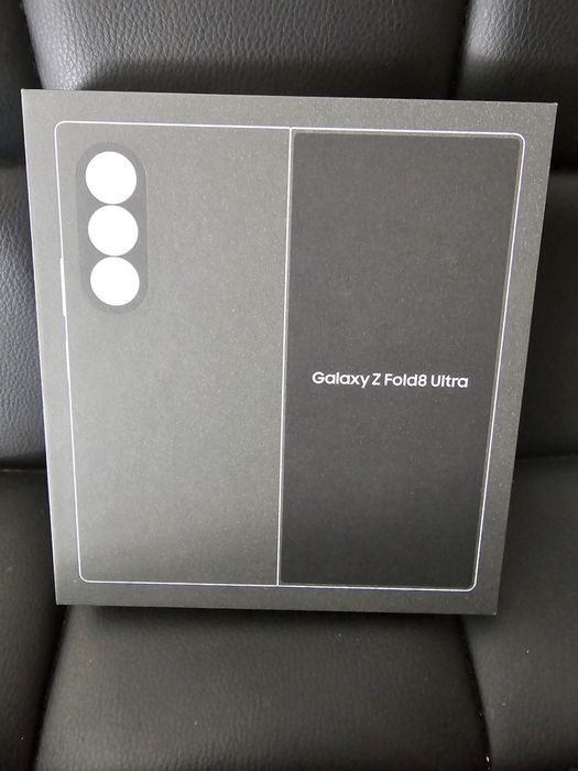 Самсунг Z Fold ultra 256gb.