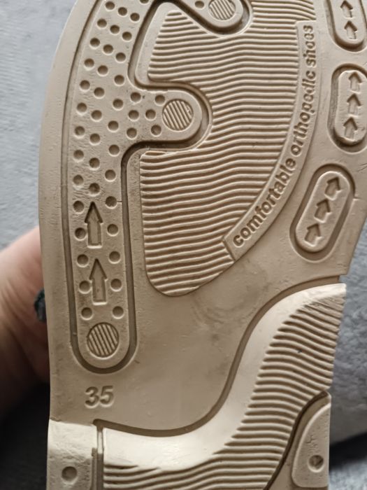 Продам ортопедические сандалии